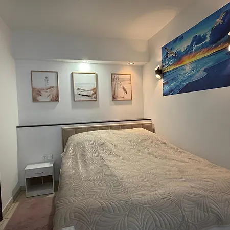 Apartamento Home3city Sunrise *